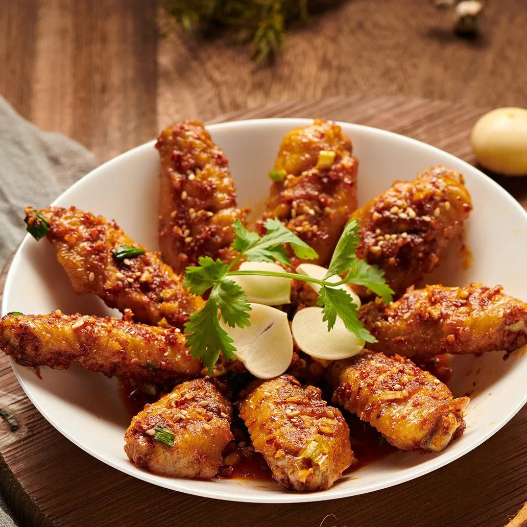 Garlic Typhoon Shelter Chicken Wings (12 pieces)